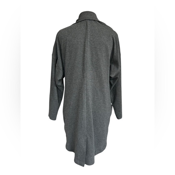 Cabi women’s blazer like jacket with tail and scoop hemline size small - Picture 2 of 11